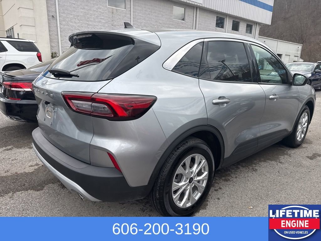 Used 2024 Ford Escape Active w/ Cold Weather Package image 6