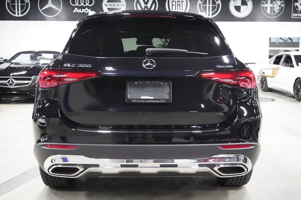 Used 2024 Mercedes-Benz GLC 300 4MATIC image 4