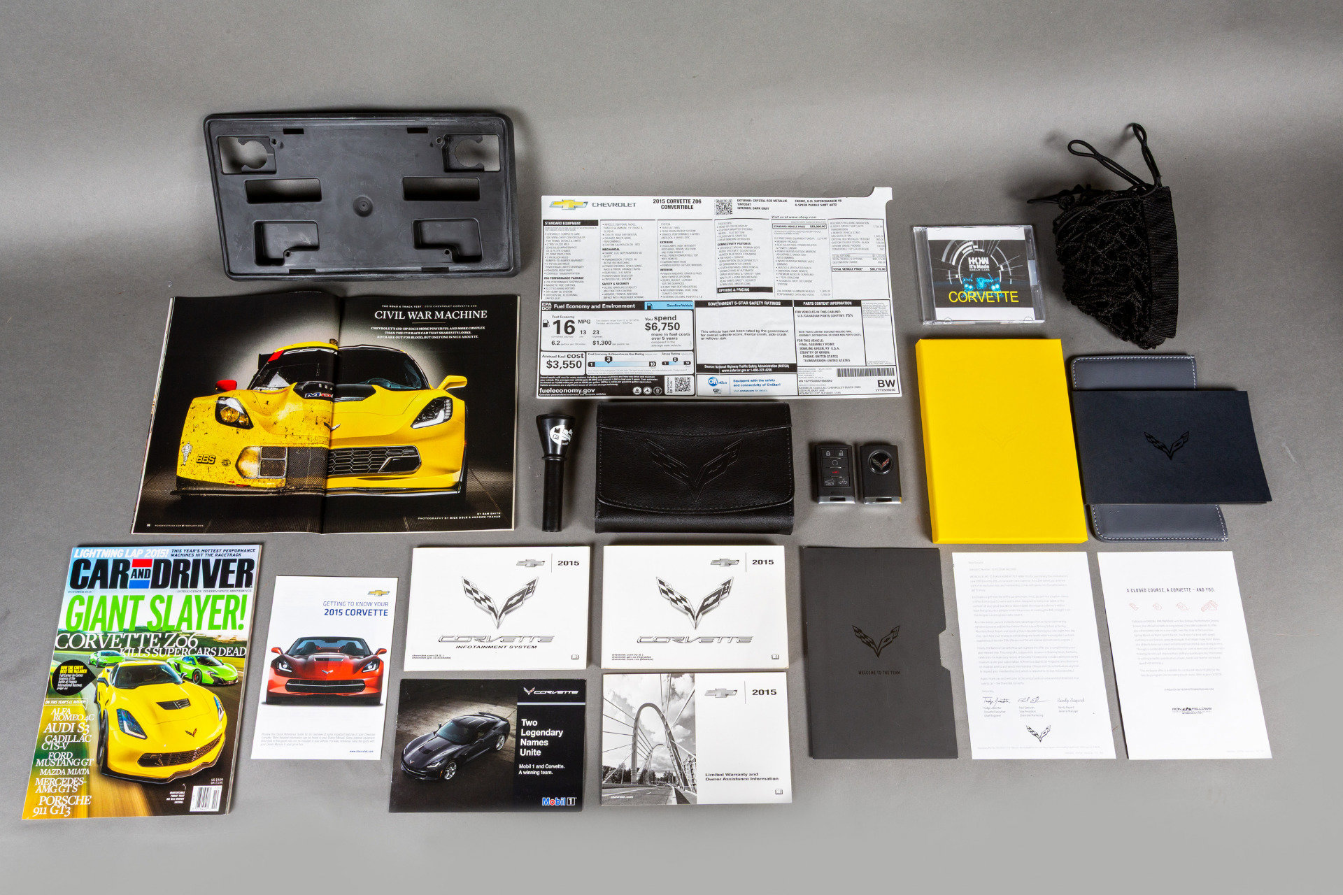 Used 2015 Chevrolet Corvette Z06 w/ 2LZ Preferred Equipment Group image 9