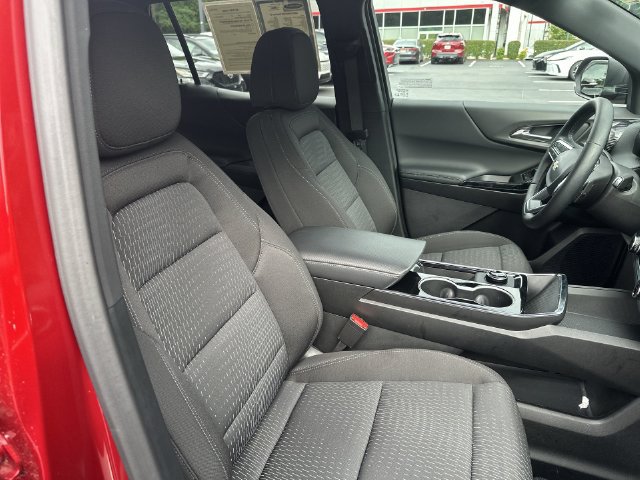 Used 2026 Chevrolet Equinox LT AWD/4WD image 29