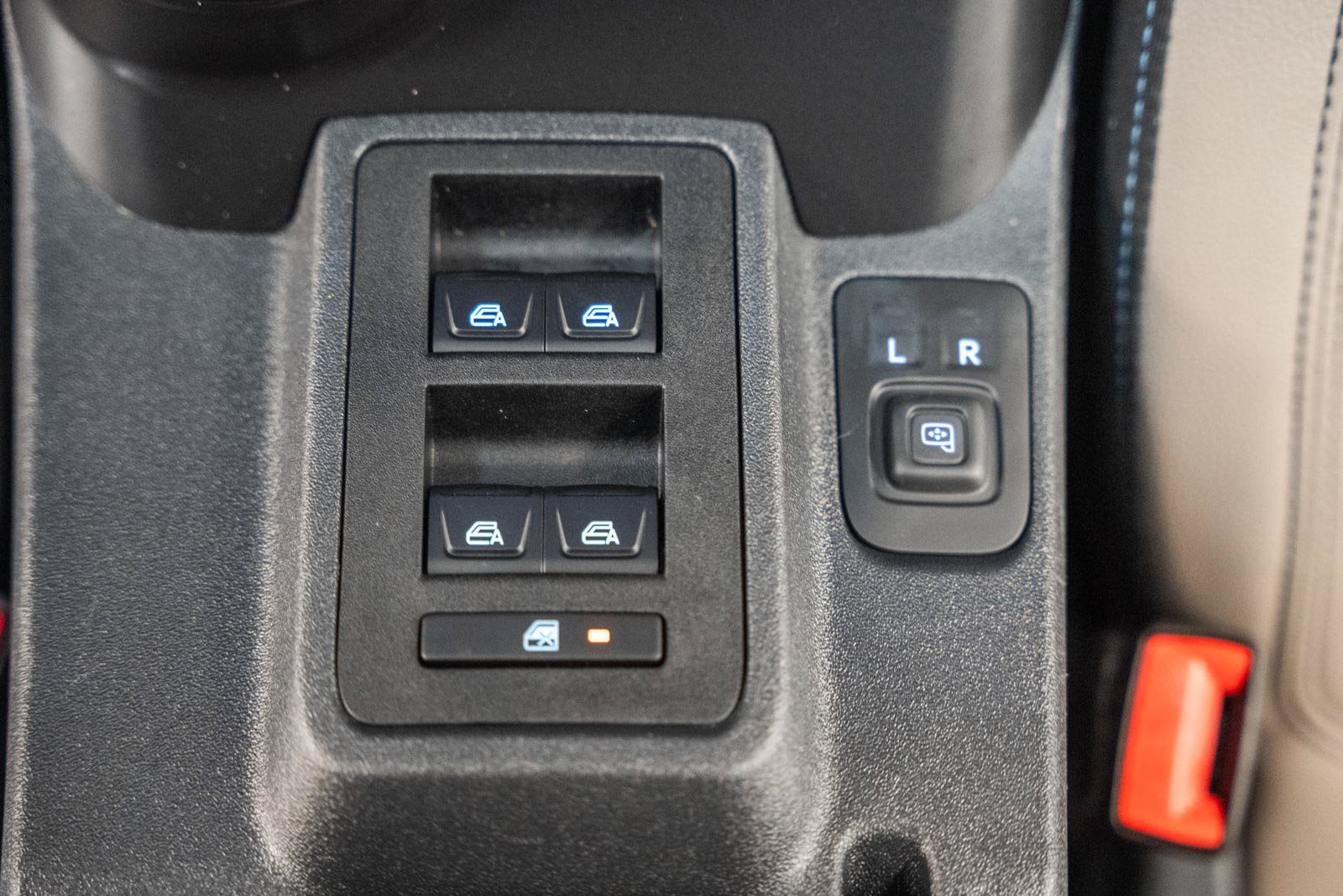 Used 2024 Ford Bronco Wildtrak AWD/4WD image 27