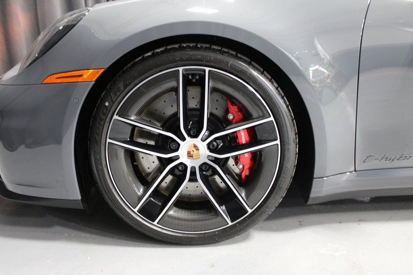 Used 2026 Porsche 911 Carrera 4 GTS image 8