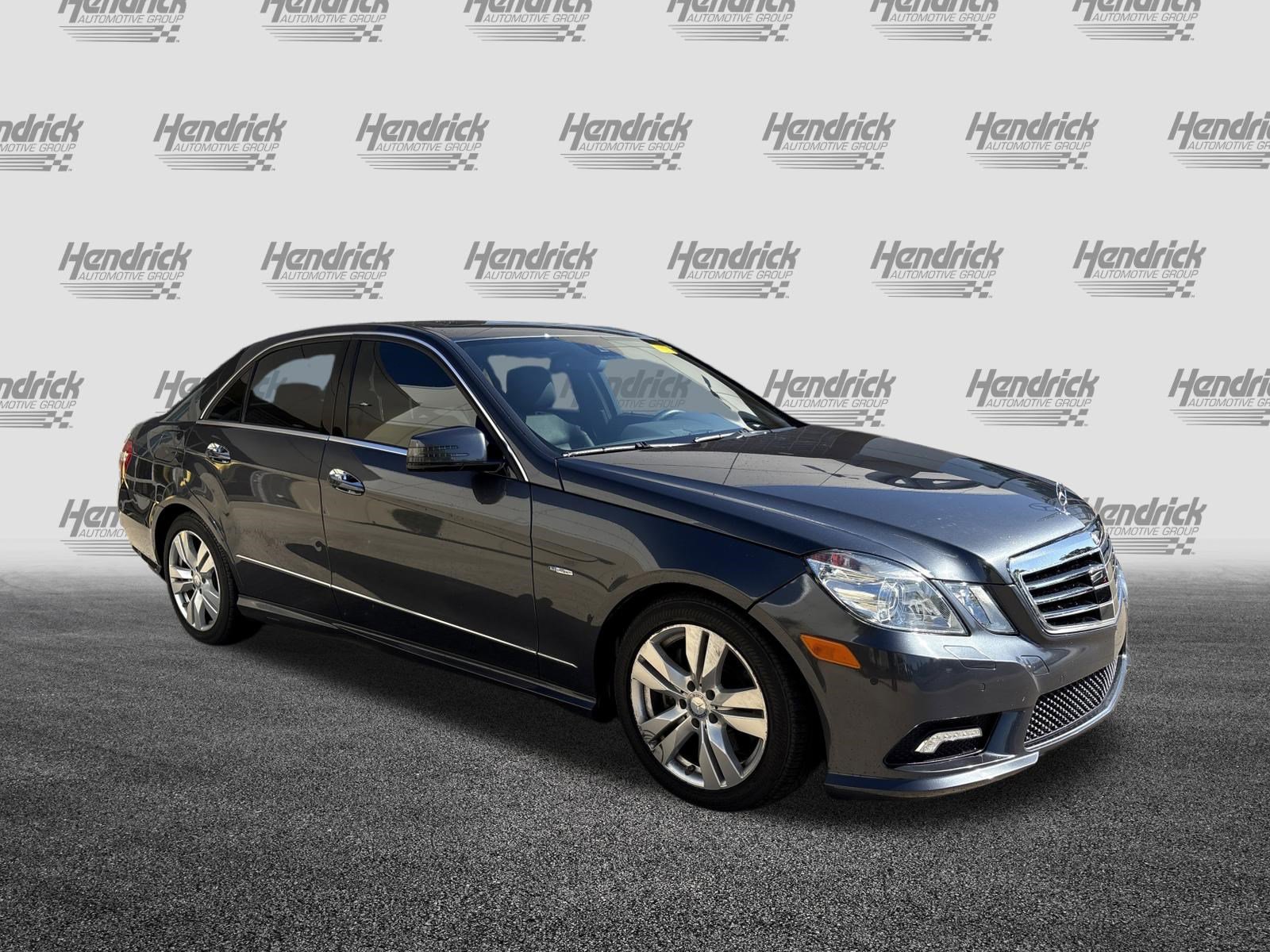 Used 2011 Mercedes-Benz E 350 BlueTEC Sedan image 2