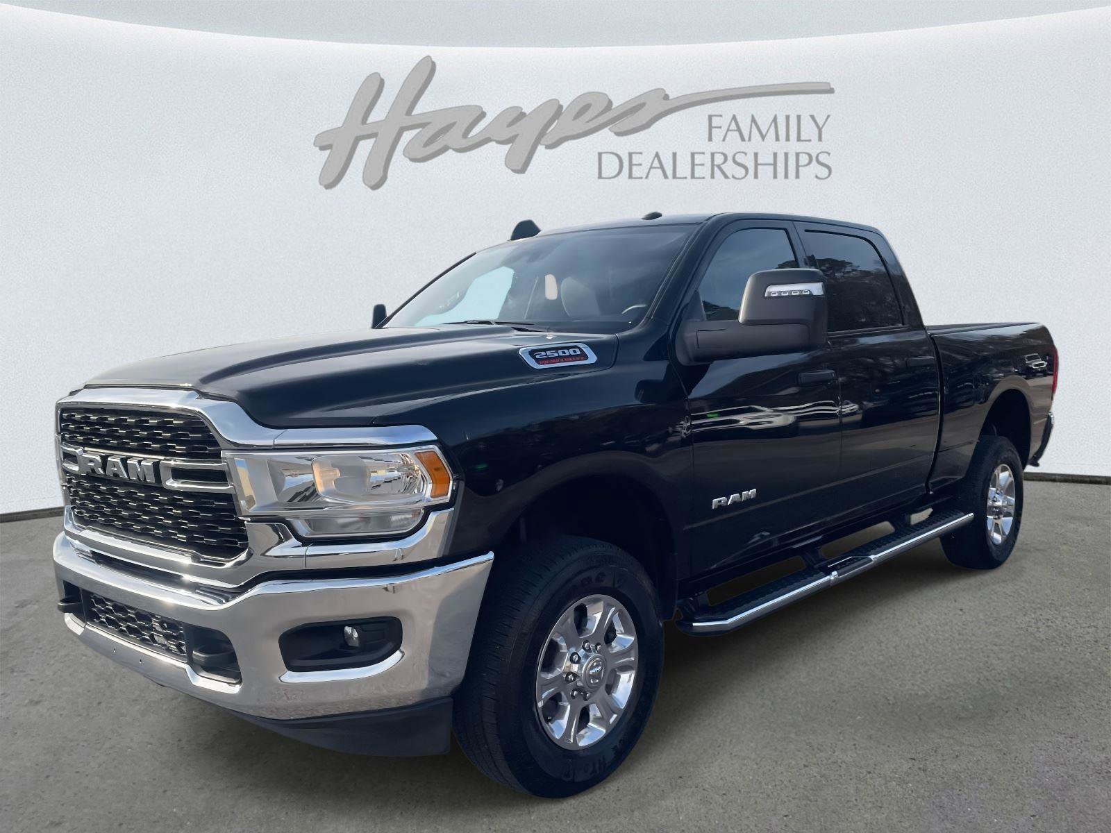 Used 2024 RAM 2500 Big Horn w/ Safety Group image 30