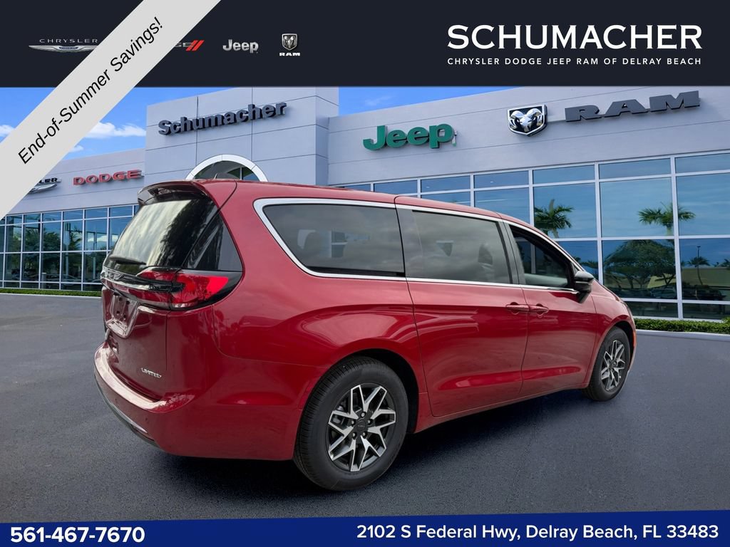 New 2027 Chrysler Pacifica Limited FWD image 7