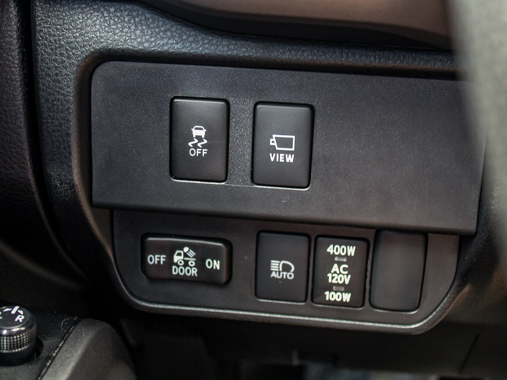 Used 2023 Toyota Tacoma TRD Off-Road w/ TRD Premium Off Road Package AWD/4WD image 36