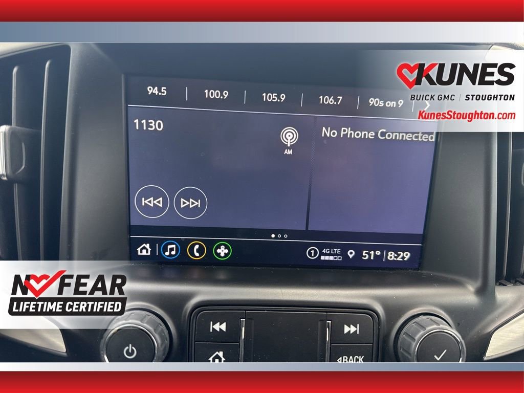 Used 2023 GMC Terrain SLT image 31