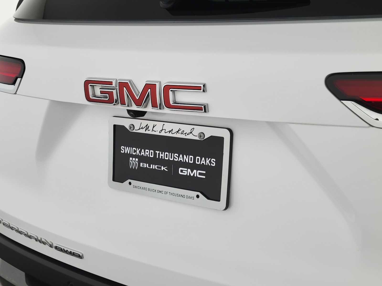 Used 2026 GMC Terrain Elevation w/ Technology Package II AWD/4WD image 14