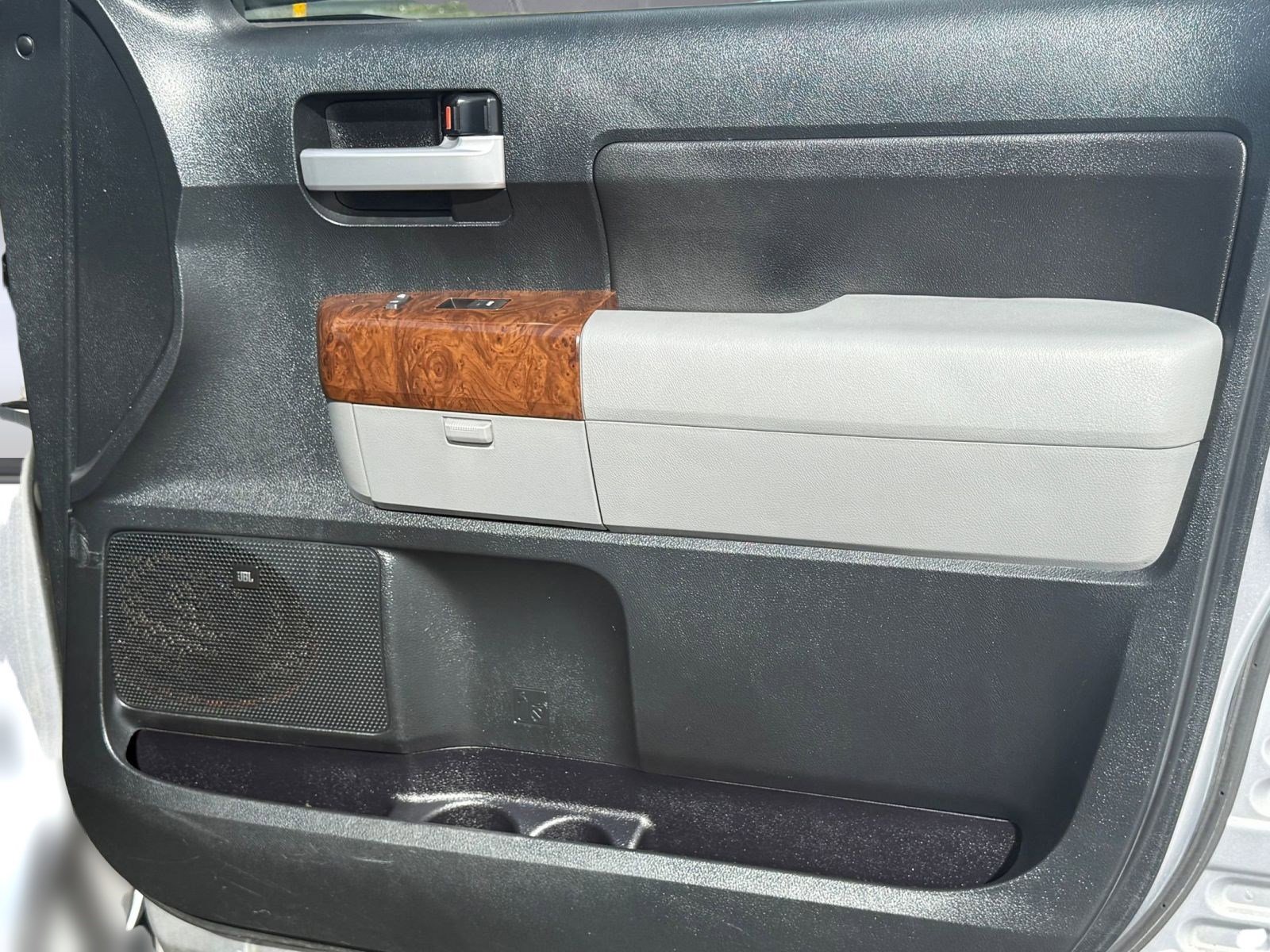 Used 2012 Toyota Tundra Limited image 32