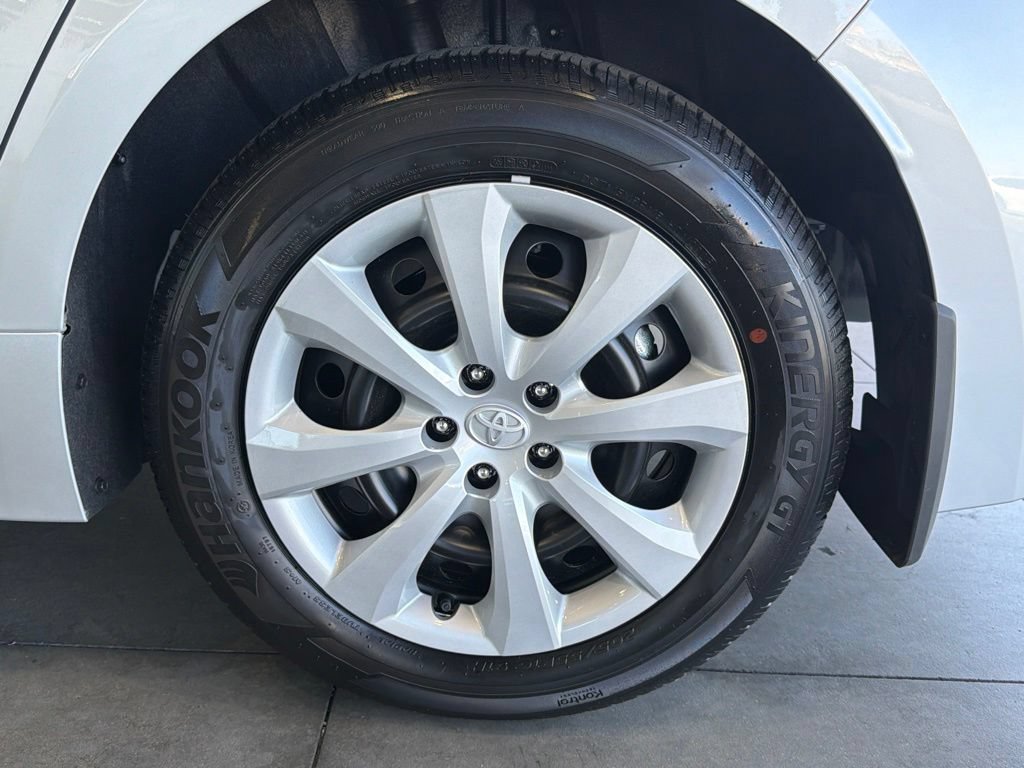 Certified 2026 Toyota Corolla LE FWD image 17