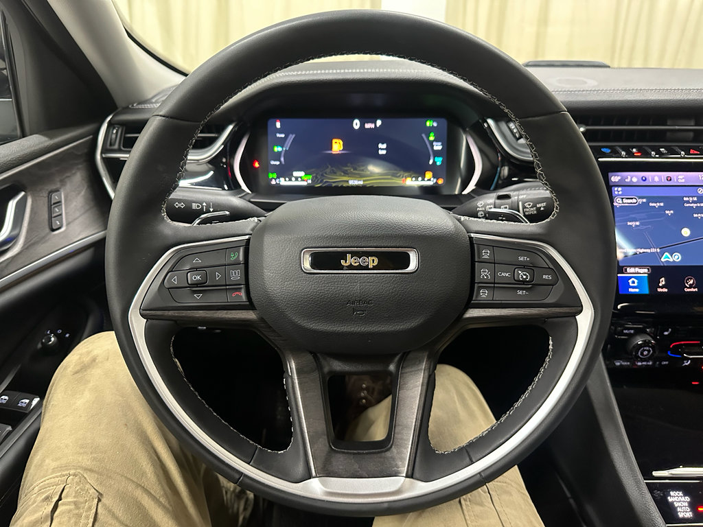 Used 2023 Jeep Grand Cherokee 4xe image 27