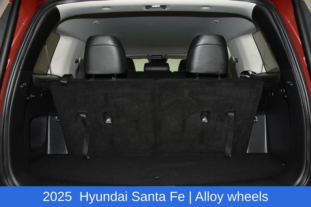 Used 2025 Hyundai Santa Fe SEL AWD/4WD image 30