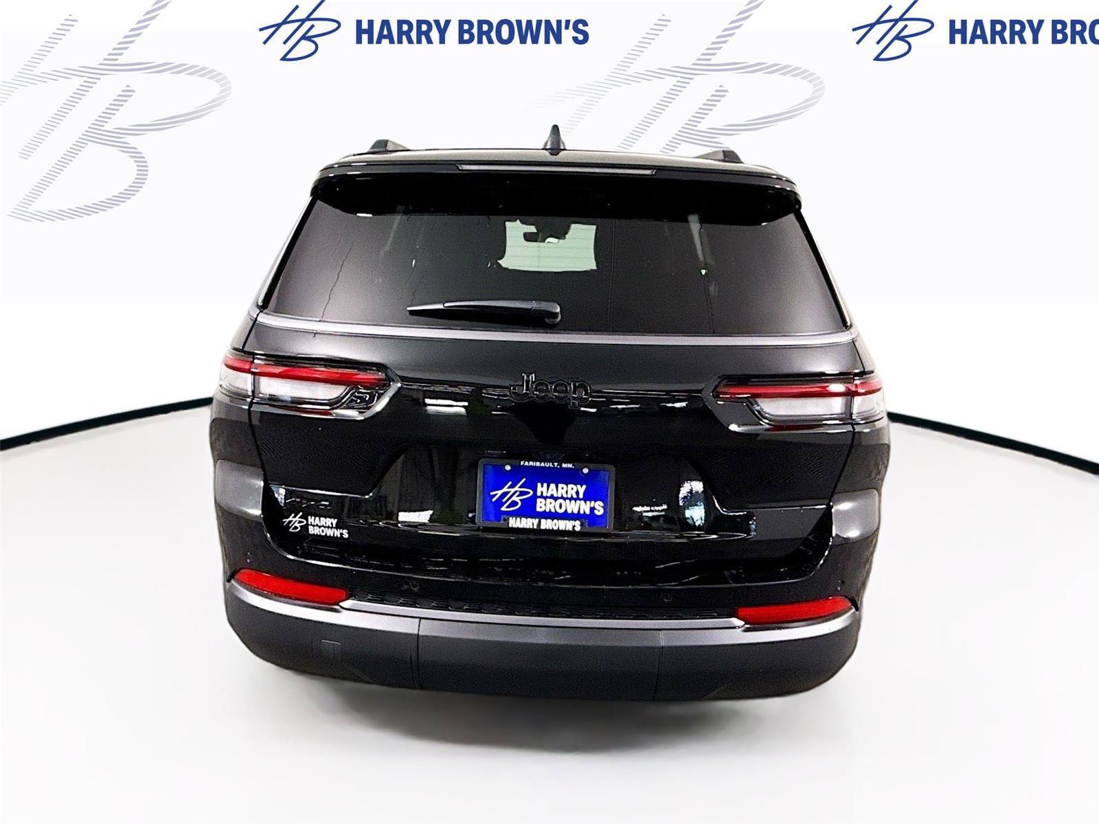 New 2026 Jeep Grand Cherokee L Limited w/ Limited Altitude Package AWD/4WD image 32
