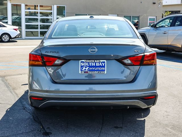 Used 2024 Nissan Altima 2.5 SV FWD image 5