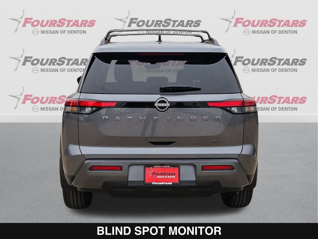 New 2026 Nissan Pathfinder SL image 5