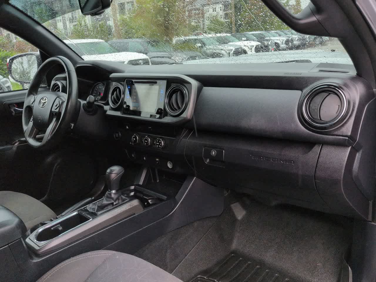 Used 2017 Toyota Tacoma TRD Sport RWD image 15