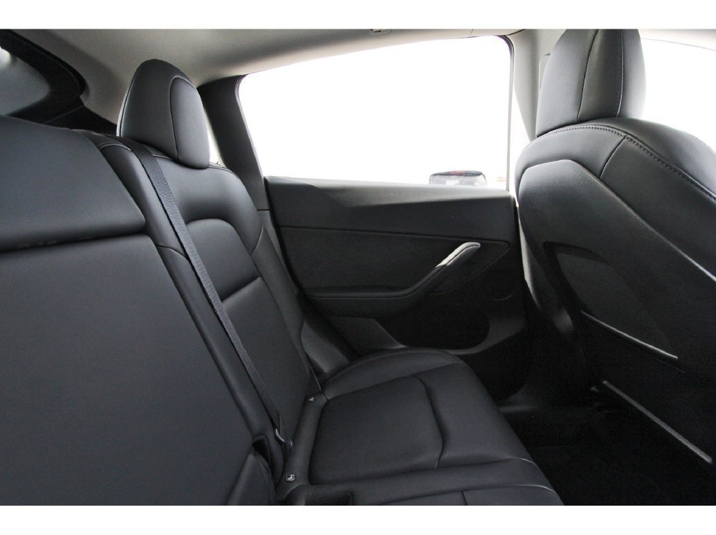 Used 2022 Tesla Model Y Performance AWD/4WD image 13