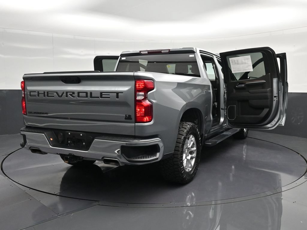 Used 2023 Chevrolet Silverado 1500 LT w/ Z71 Off-Road Package AWD/4WD image 20
