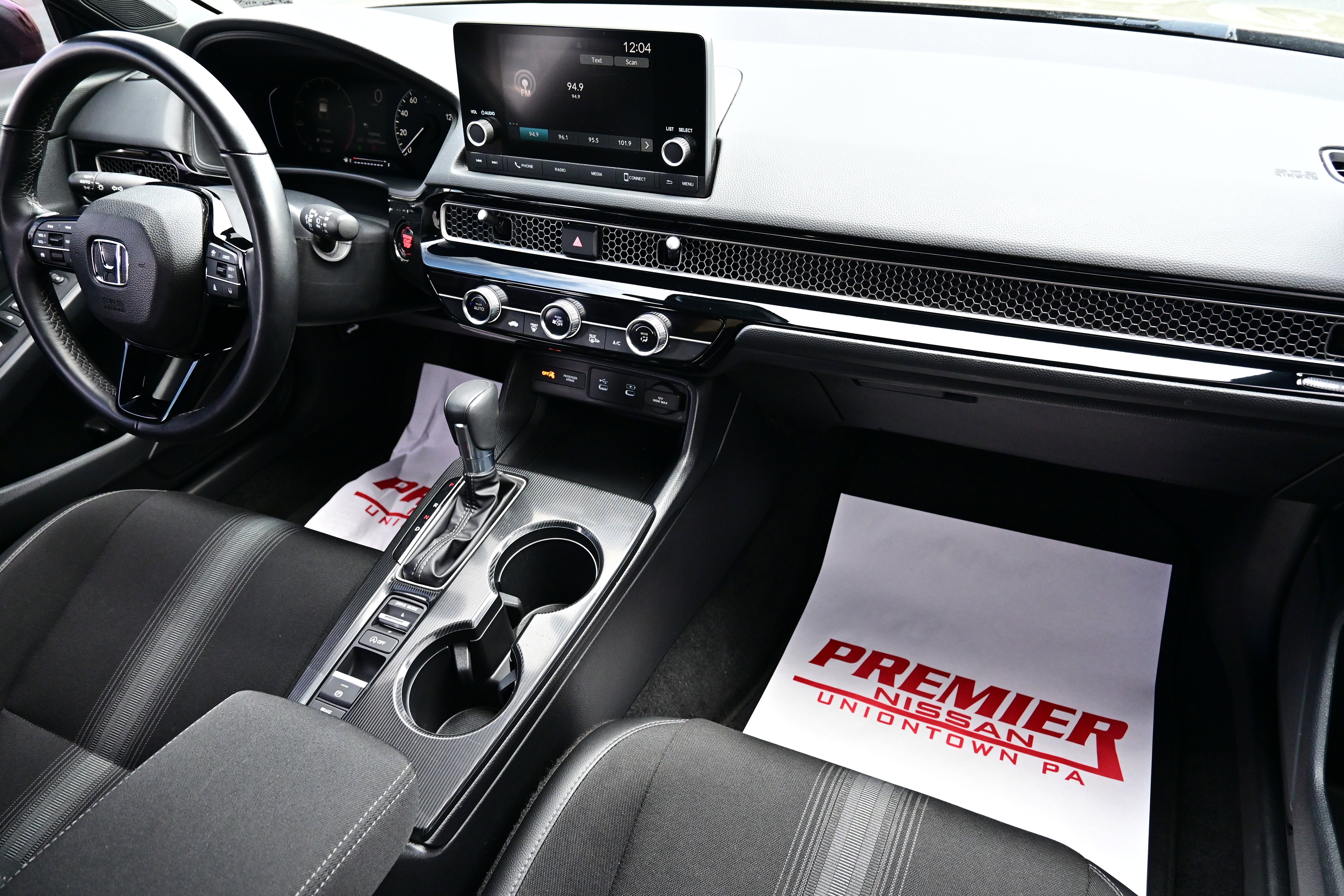 Used 2025 Honda Civic Sport image 17