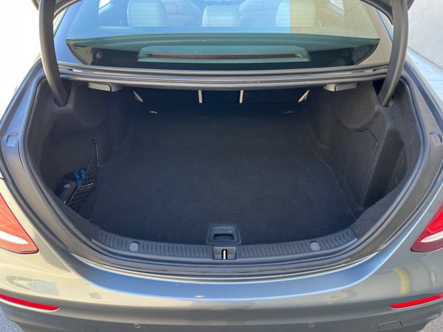 Used 2019 Mercedes-Benz E 300 image 24