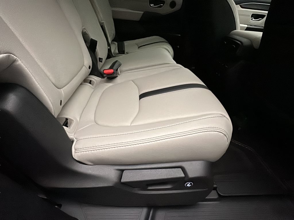 New 2026 Honda Pilot Touring image 20