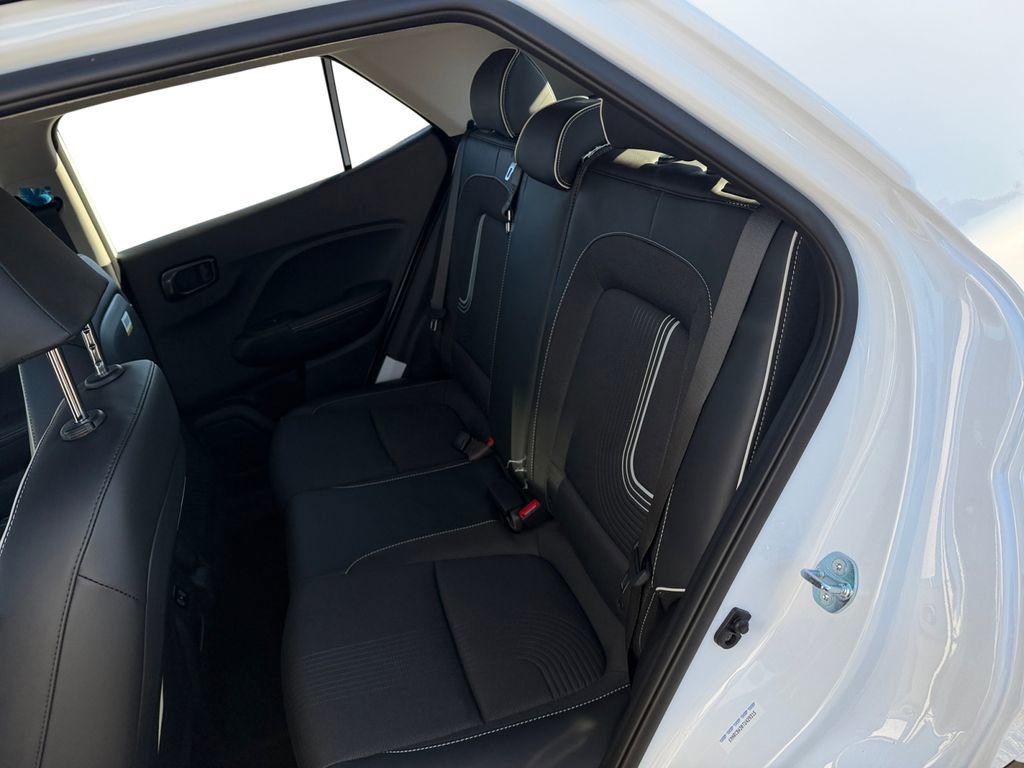 New 2026 Hyundai Venue SEL image 13