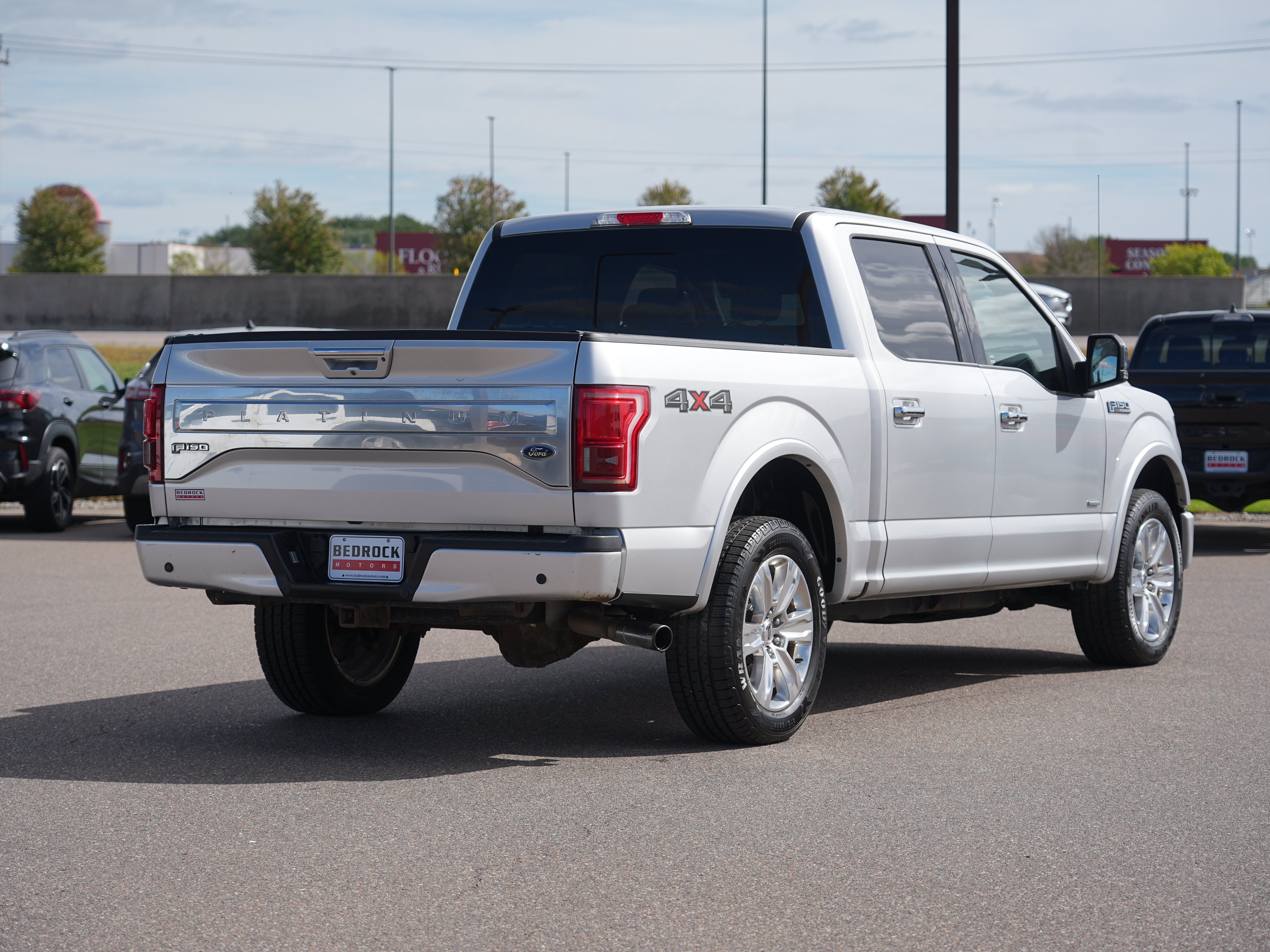 Used 2015 Ford F150 Platinum w/ Max Trailer Tow Package AWD/4WD image 3