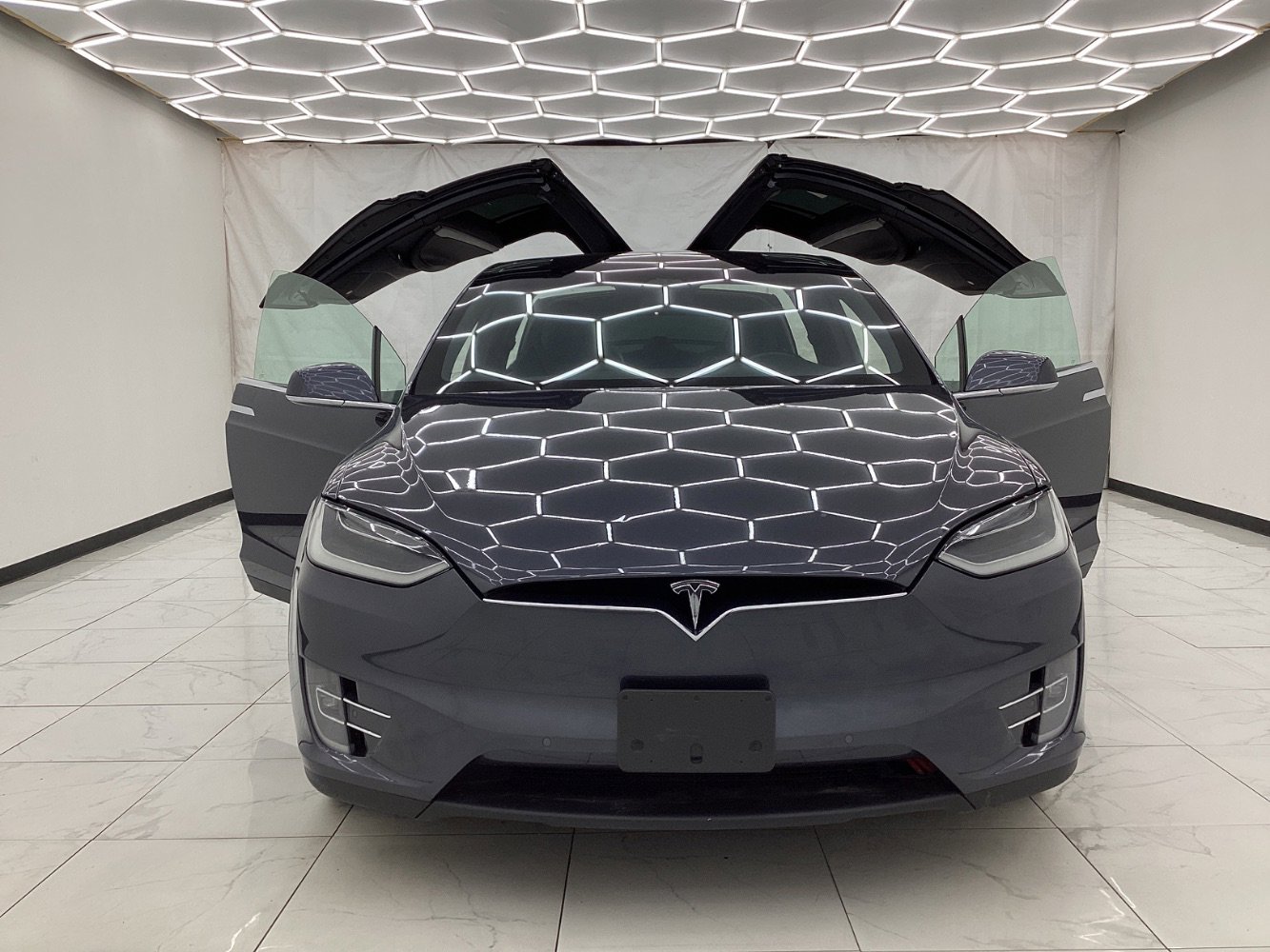 Used 2018 Tesla Model X 100D AWD/4WD image 15