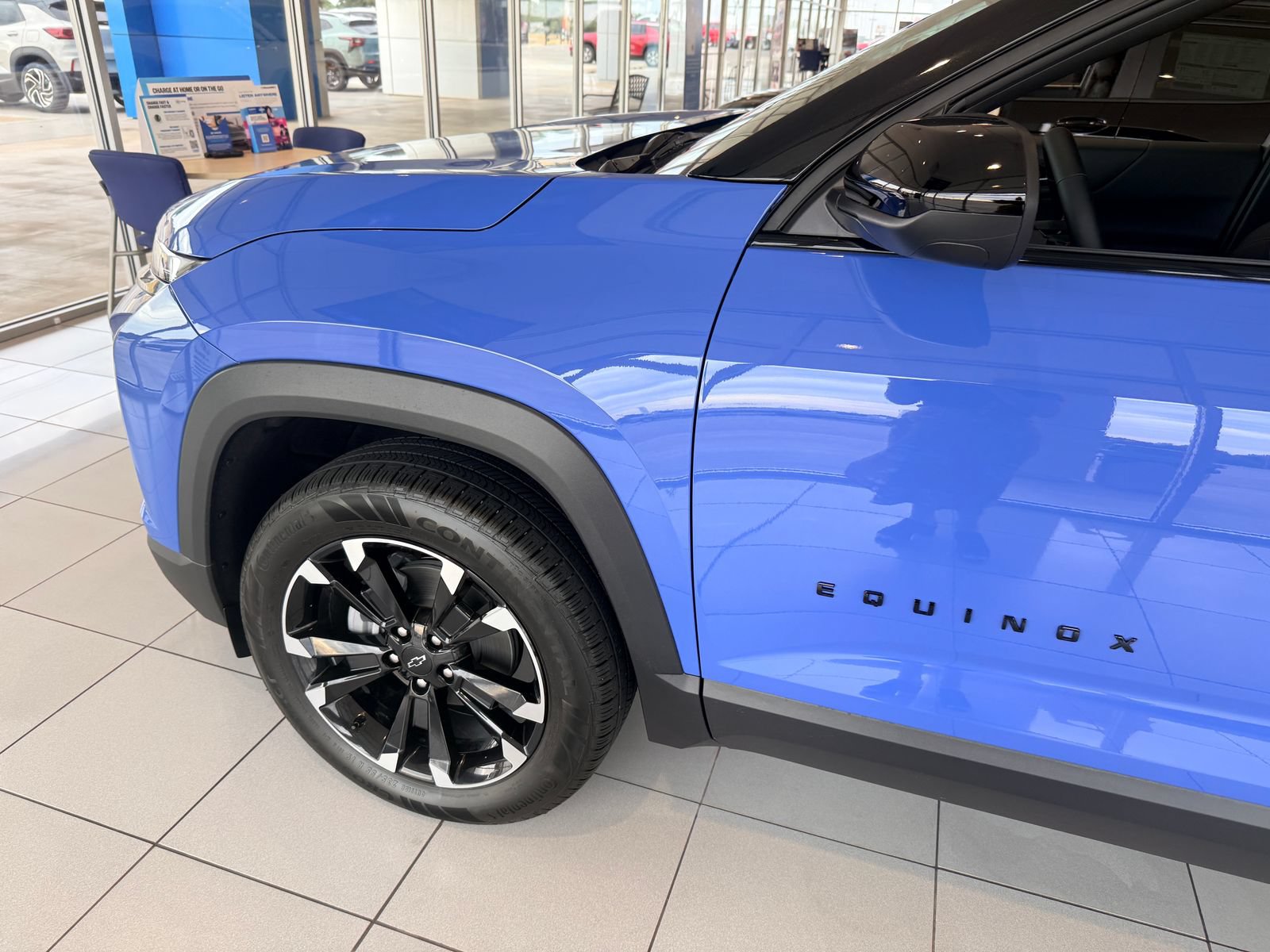 New 2027 Chevrolet Equinox RS FWD image 8