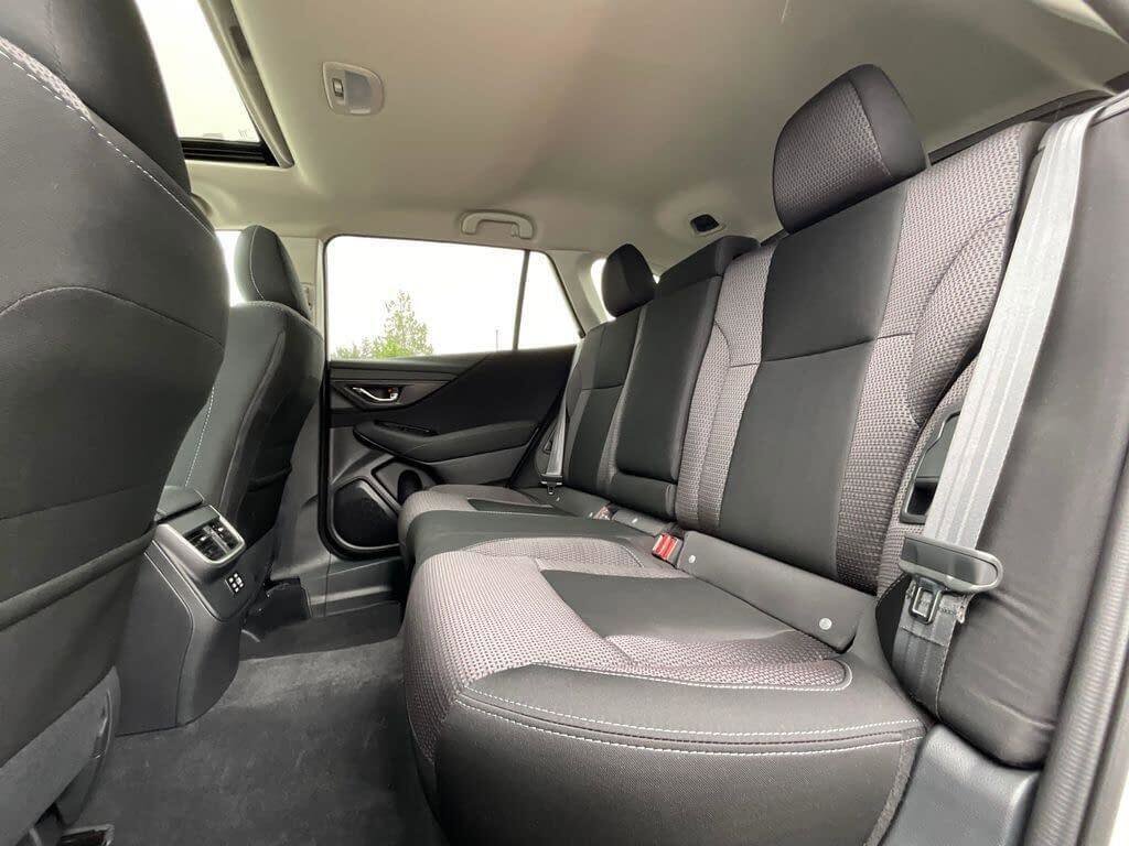 Certified 2025 Subaru Outback Premium AWD/4WD image 13