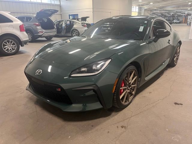 Used 2025 Toyota GR86 Hakone Edition RWD image 7