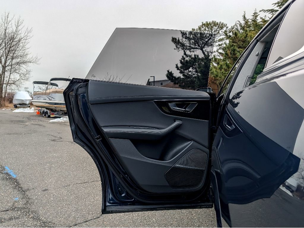 Used 2024 Audi Q8 Prestige image 11