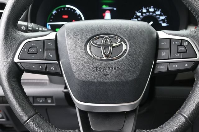 Certified 2023 Toyota Sienna XLE w/ Protection Package (TMS) FWD image 24