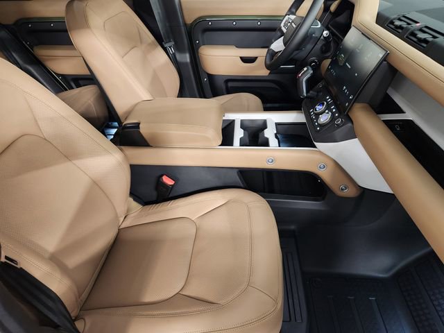 New 2026 Land Rover Defender 110 S AWD/4WD image 3