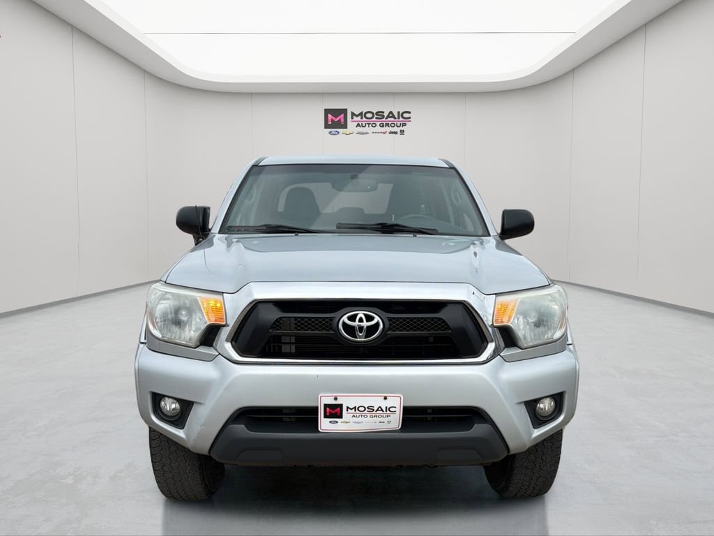 Used 2012 Toyota Tacoma 4x4 Double Cab w/ SR5 Pkg image 2