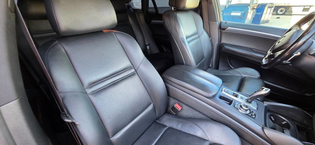 Used 2010 BMW X6 M image 11