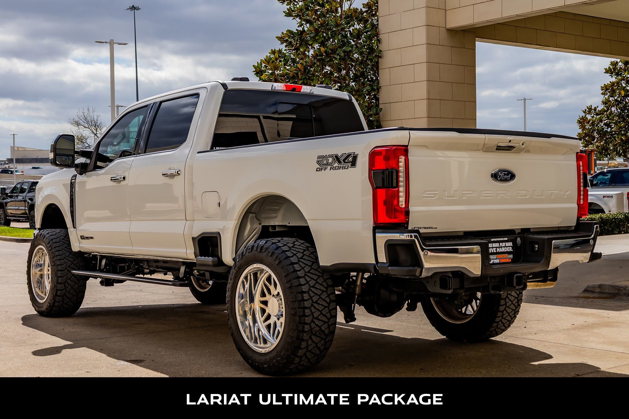 Used 2024 Ford F250 Lariat w/ Lariat Ultimate Package image 6