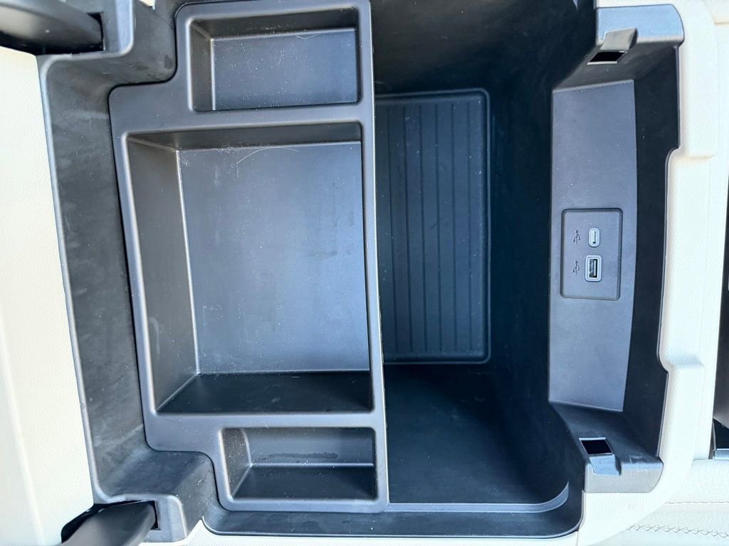 Used 2023 GMC Yukon XL Denali image 31