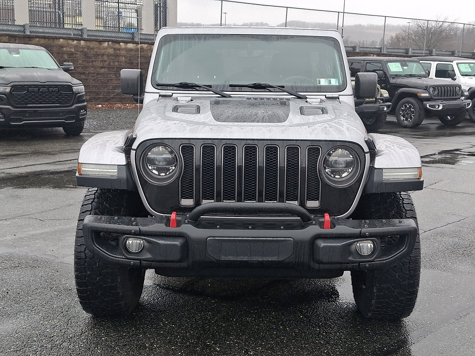 Used 2020 Jeep Wrangler Unlimited Rubicon w/ Quick Order Package 28Y Recon image 2