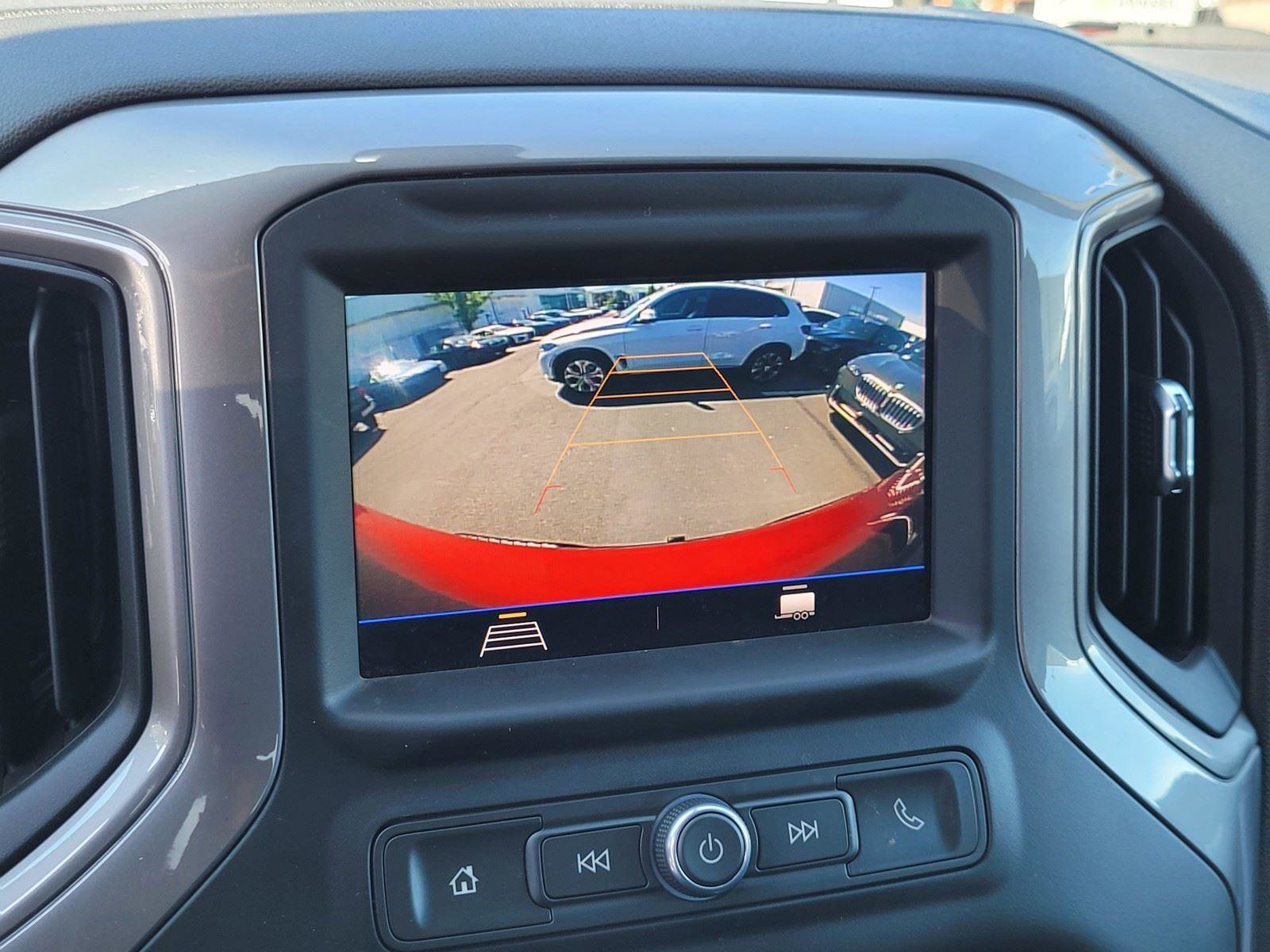 Used 2021 Chevrolet Silverado 1500 Custom Trail Boss w/ LPO, Dark Essentials Package AWD/4WD image 13