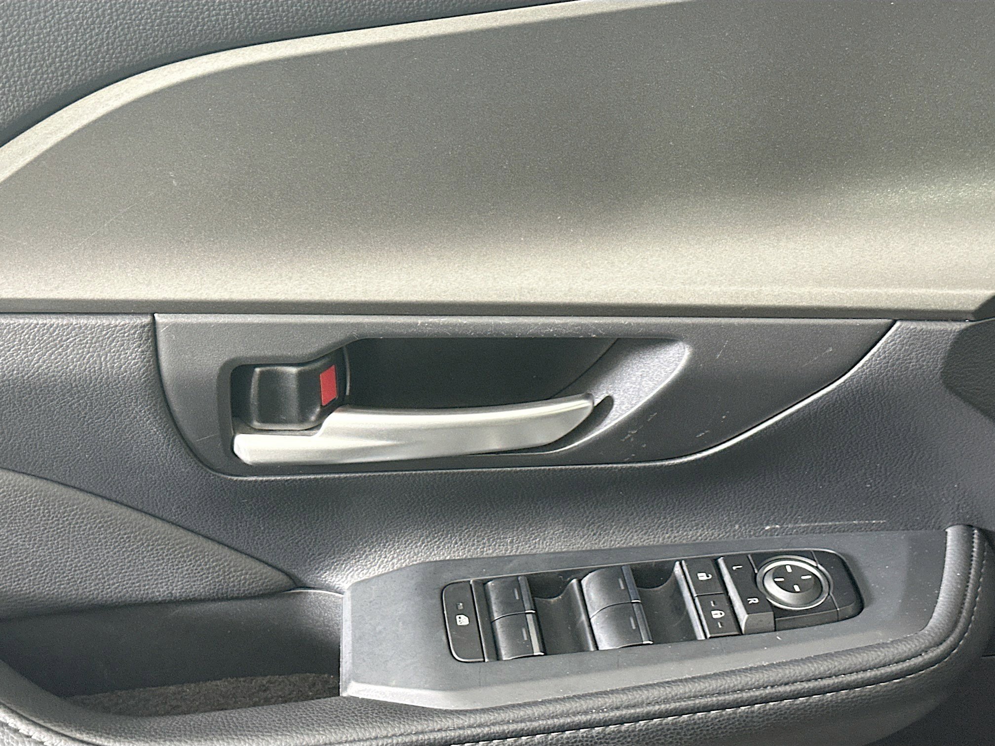 Used 2025 Toyota Grand Highlander AWD image 15