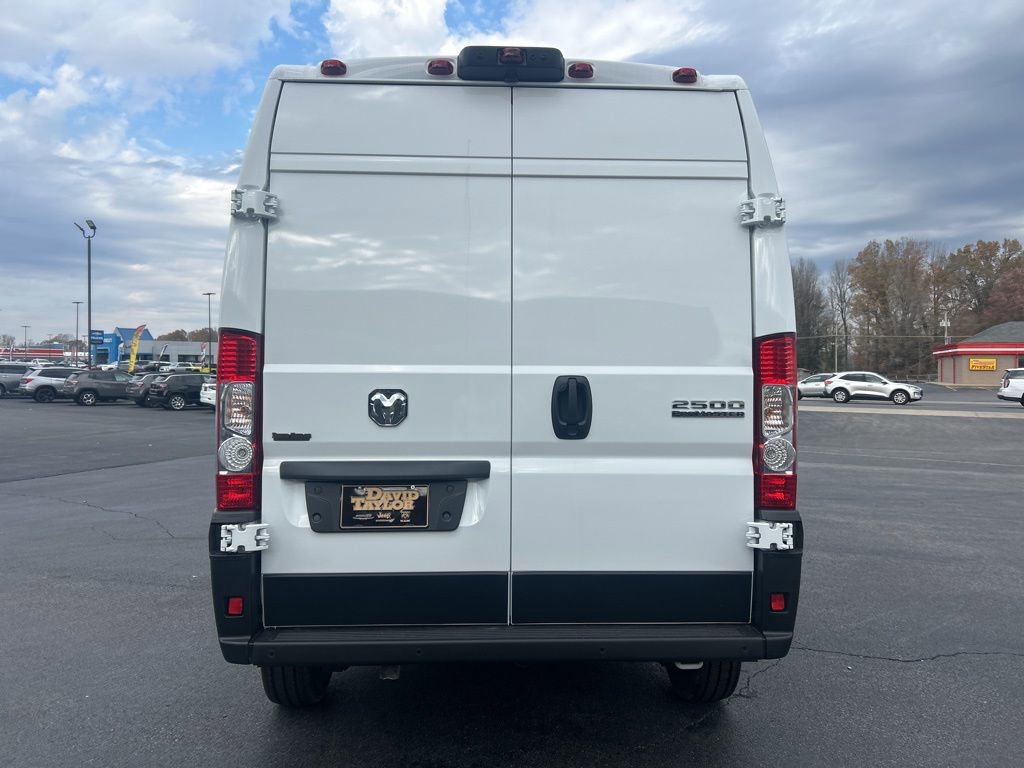 New 2025 RAM ProMaster 2500 w/ Premium Convenience Group image 4