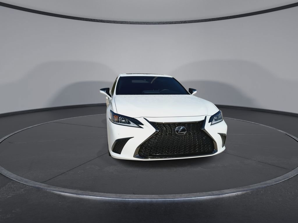Used 2024 Lexus ES 350 F Sport w/ Accessory Package (Z2) FWD image 3