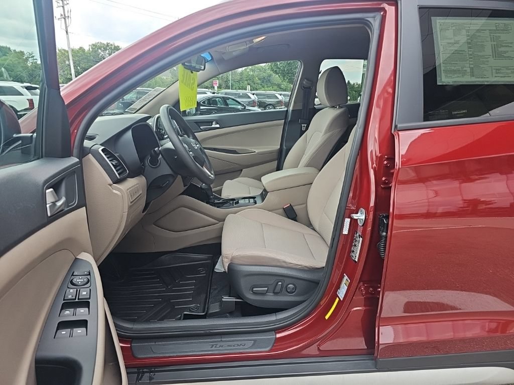 Used 2019 Hyundai Tucson Value w/ Cargo Package FWD image 9