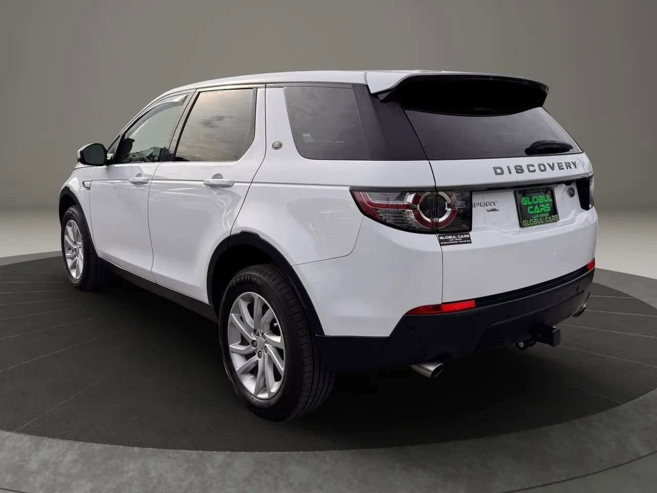 Used 2019 Land Rover Discovery Sport HSE image 7