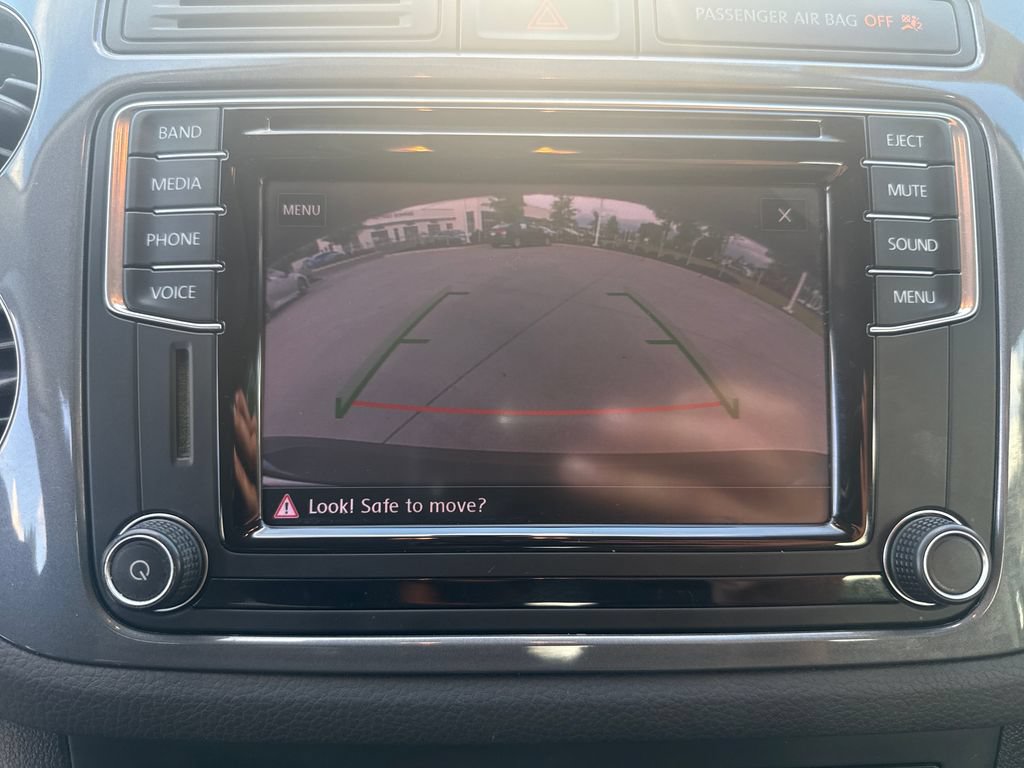 Used 2017 Volkswagen Tiguan S FWD image 27