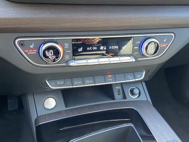 Used 2023 Audi Q5 2.0T Premium w/ Convenience Package AWD/4WD image 22