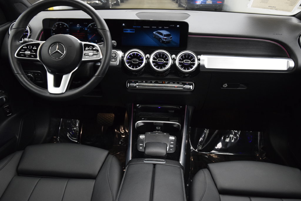 Used 2023 Mercedes-Benz GLB 250 image 20