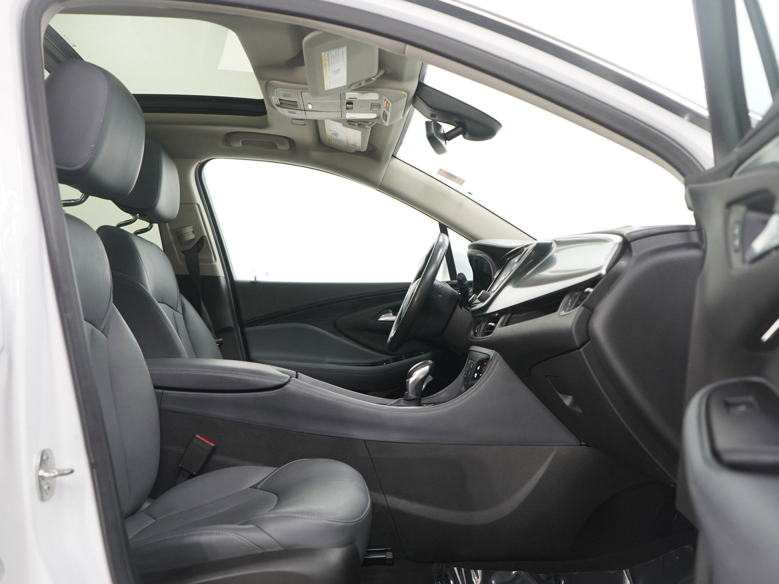 Used 2019 Buick Envision Premium w/ Driver Confidence Package image 11