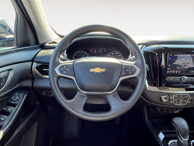 Used 2021 Chevrolet Traverse LS image 19